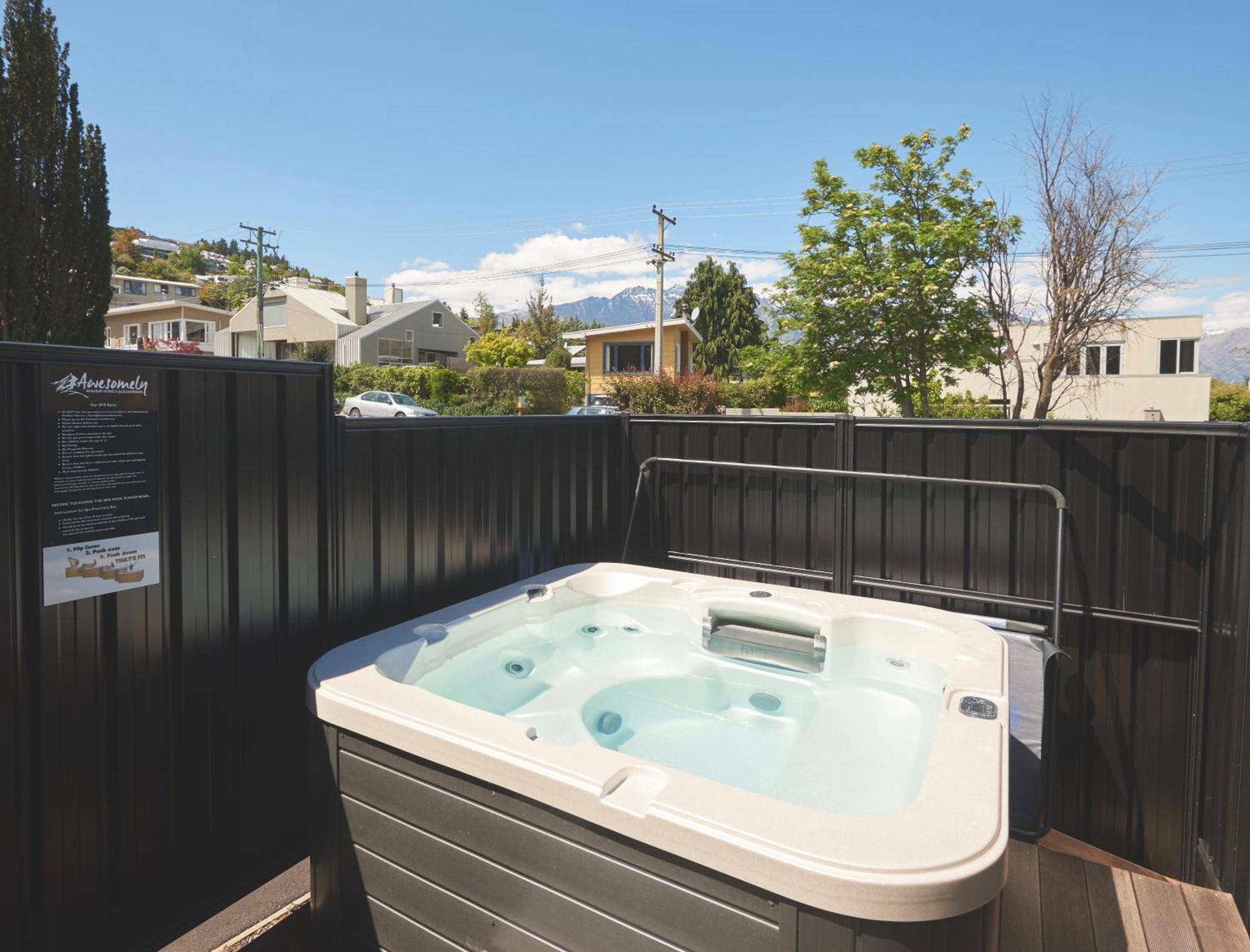 Central Spa Escape Studio - F1 Apartment Queenstown Bagian luar foto